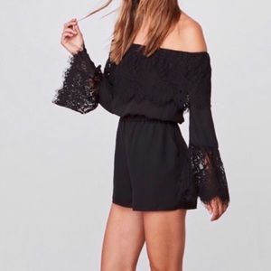 ❗️bb dakota | lace trim off shoulder romper